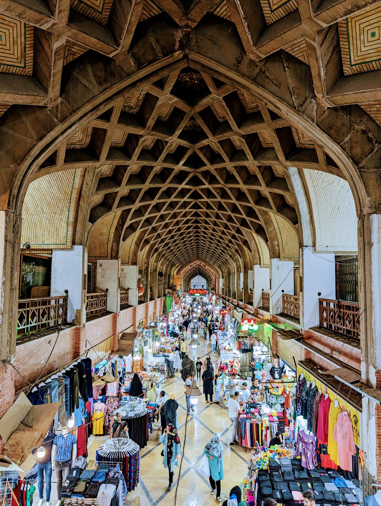 Vakil Bazaar in Shiraz — vaulted brick galleries