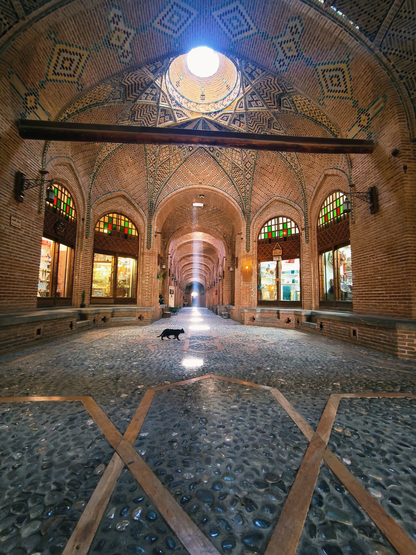 Galleries and stalls of the Qazvin Bazaar