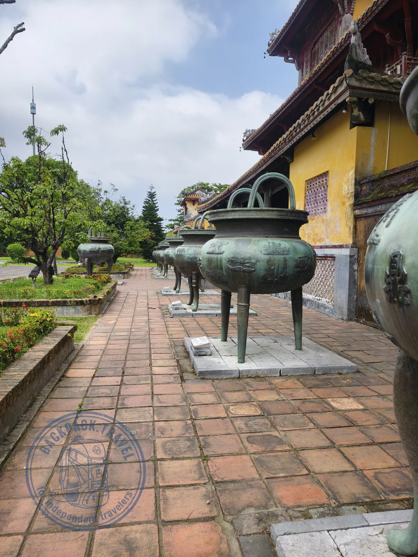 Nine Dynastic Urns