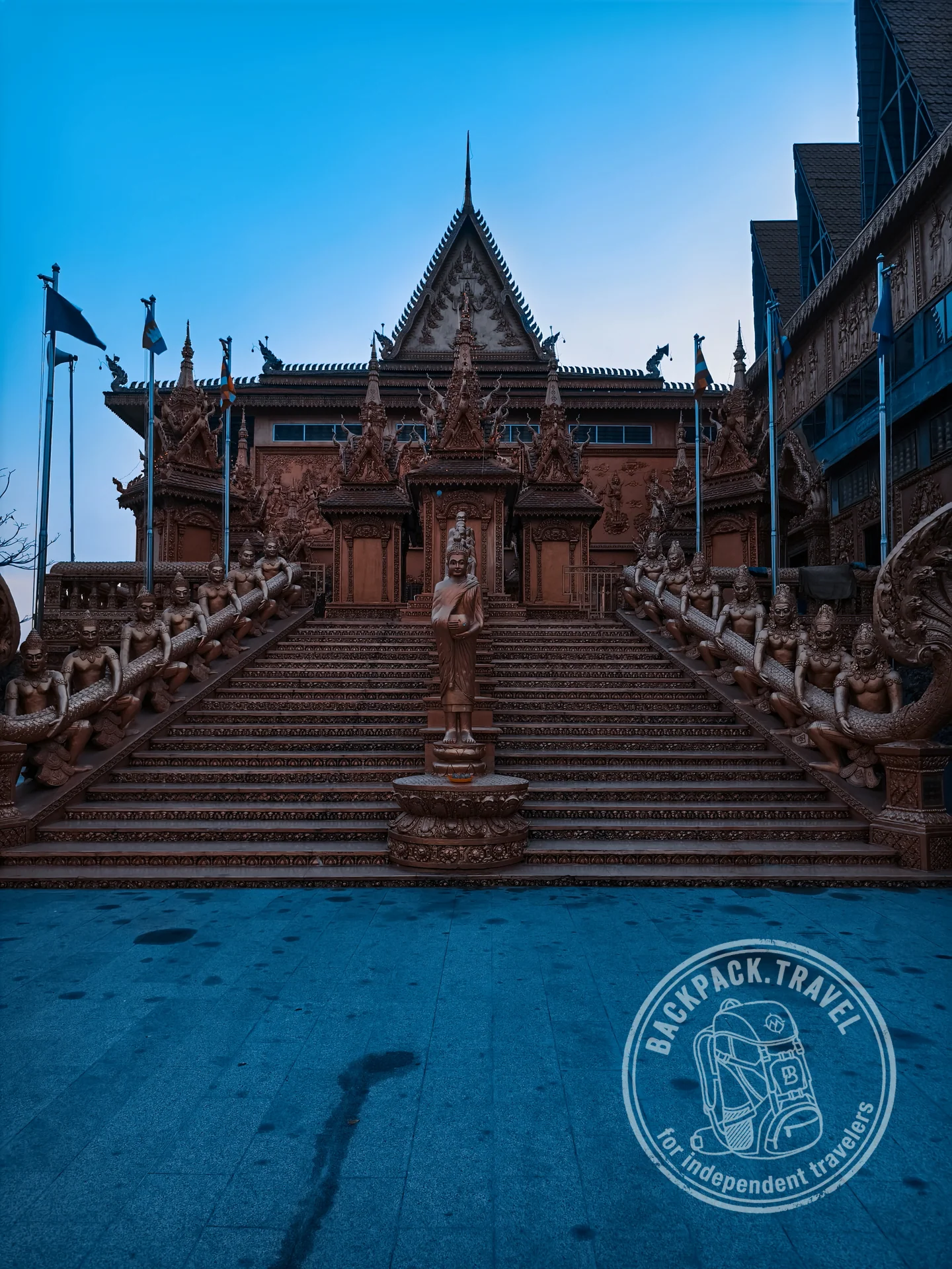 Mongkol Serei Kien Klang Pagoda