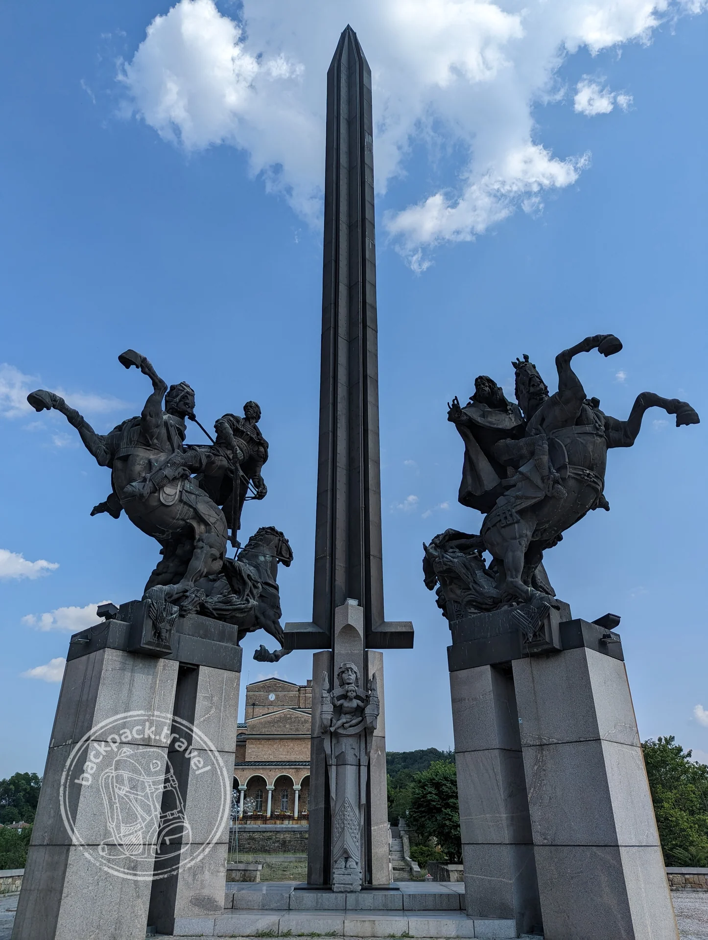 Памятник Асеневцам