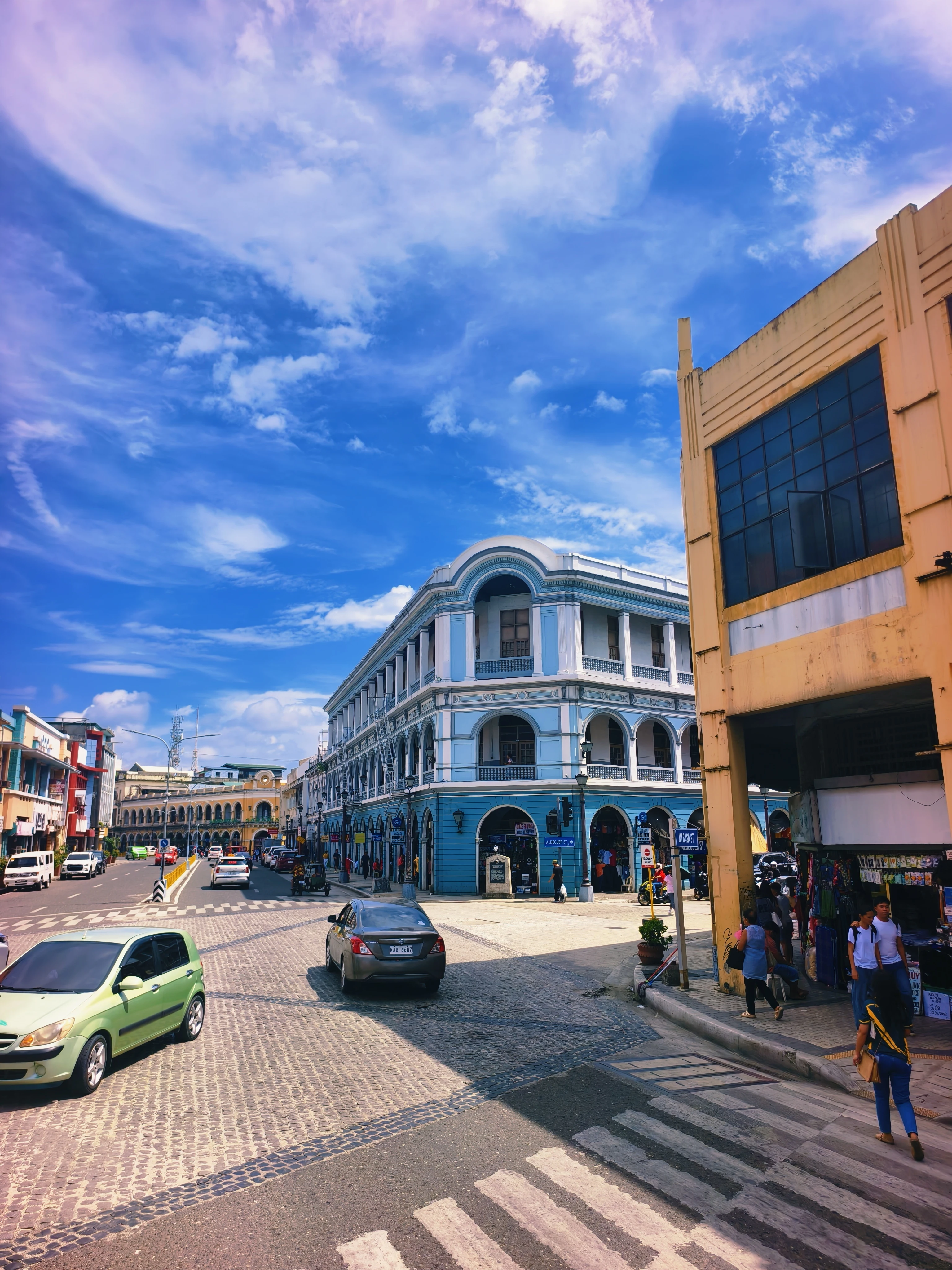 Villanueva Building on Calle Real