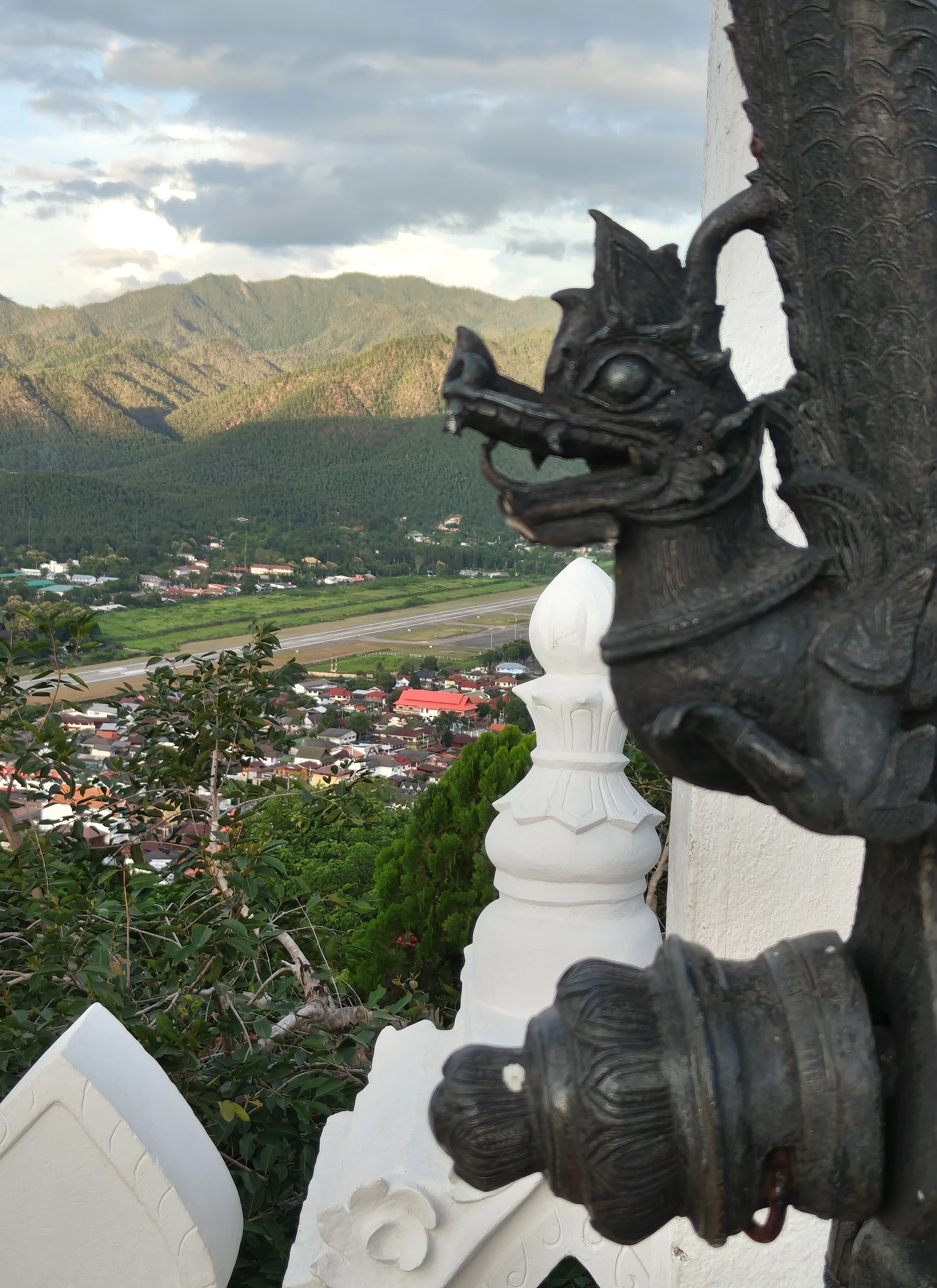 Wat Phra That Doi Kong Mu