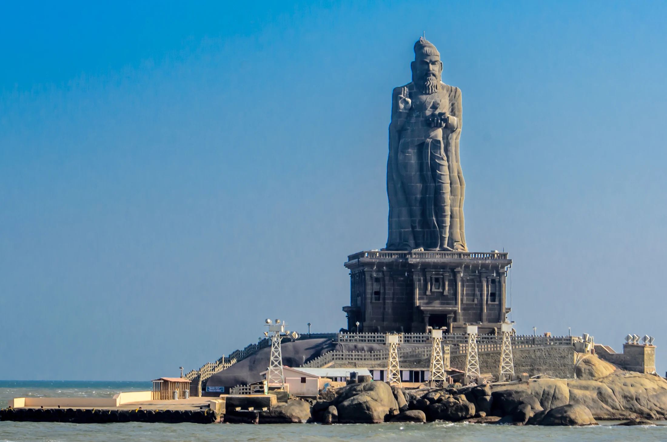 Thiruvalluvar Statue